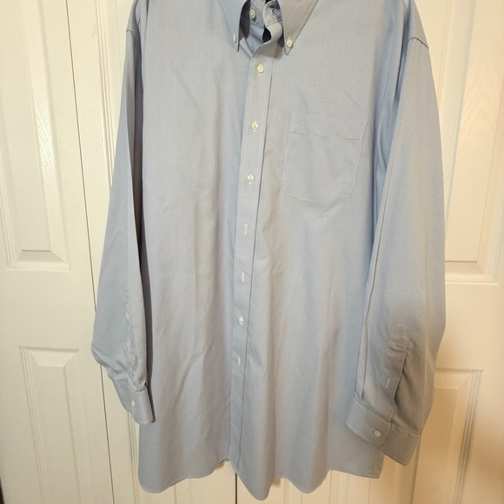 Jos. A. Bank Light Blue Long Sleeve Dress Shirt Neck 19. 37 AM